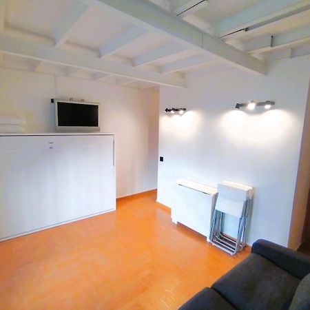 Puerta Del Sol - Apartamento Para 4 Madryt Zewnętrze zdjęcie