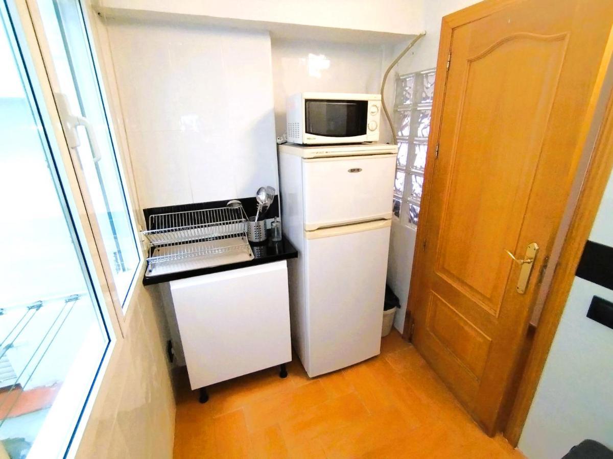 Puerta Del Sol - Apartamento Para 4 Madryt Zewnętrze zdjęcie